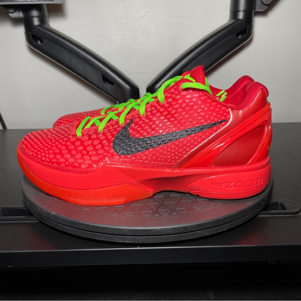Nike Zoom Kobe 6 Protro Low Reverse Grinch Mens Size 7 Shoes Sneakers
